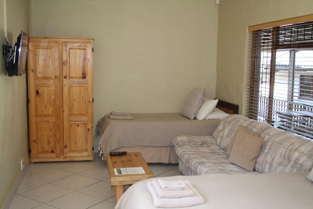 Ohannas Bnb & Self Catering Bed & Breakfast Plettenberg Bay Exterior photo